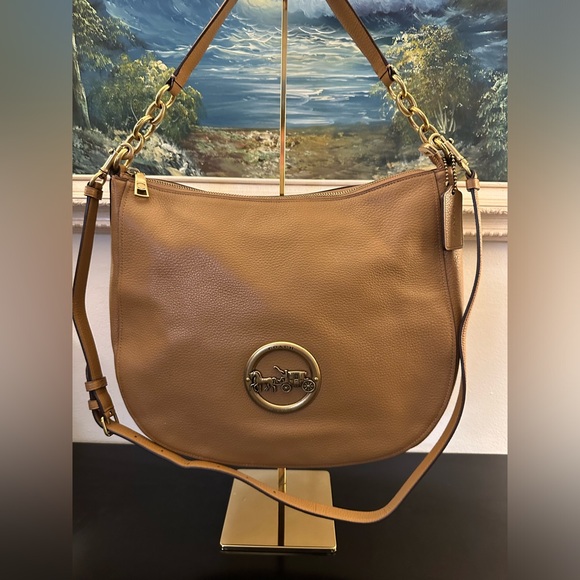 Coach Handbags - Coach Leather Elle Hobo in Light Saddle and Brass Carriage Logo EUC